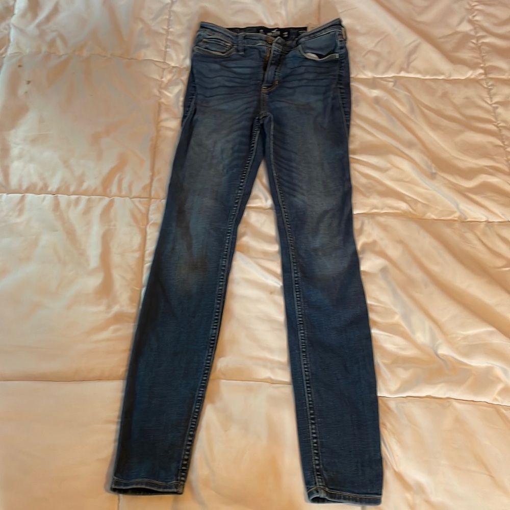 Hollister High Rise Skinny Jeans